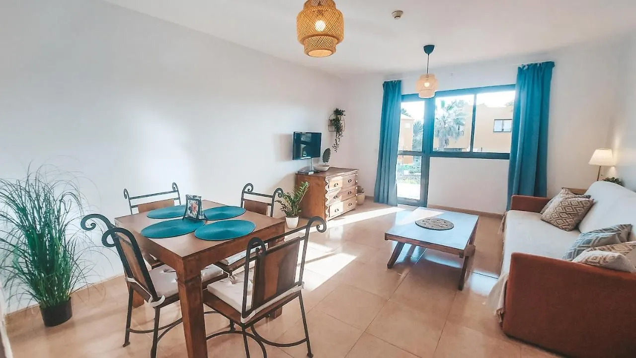 Evita Apartment Papagayo Коральео